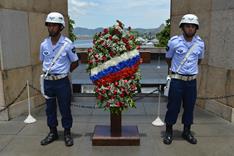 Comitiva do Navio Oceanográfico Russo visita o Monumento Nacional aos Mortos da Segunda Guerra Mundial (MNMSGM)